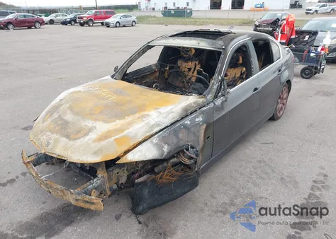 2006 BMW 330I z USA, uszkodzony, nr VIN WBAVB33526PS15093